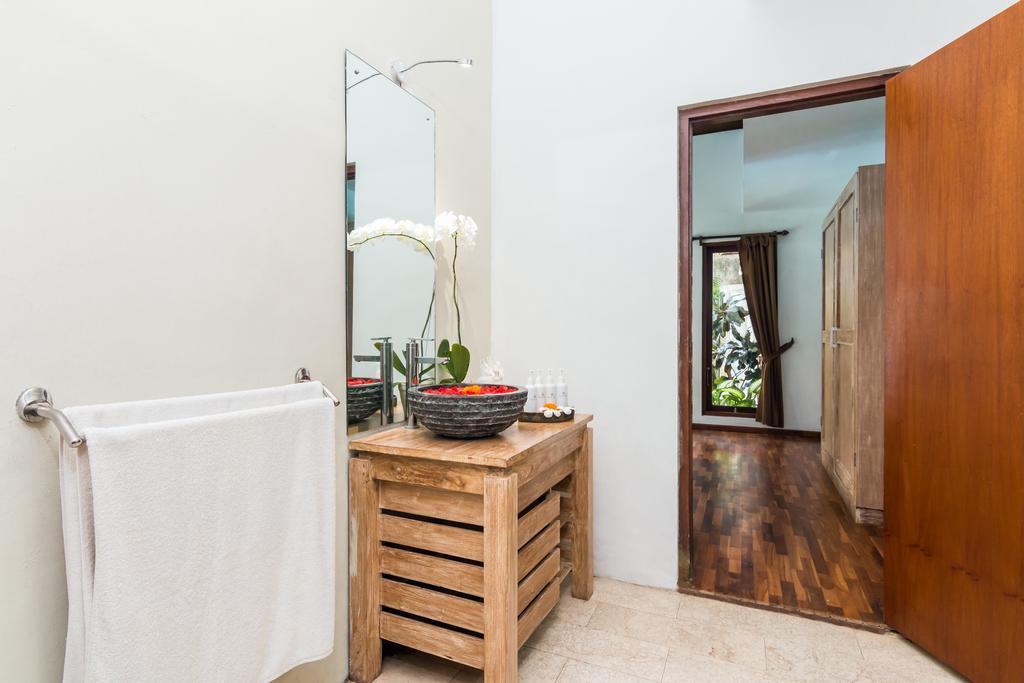 Villa Bisi Seminyak Eksteriør bilde