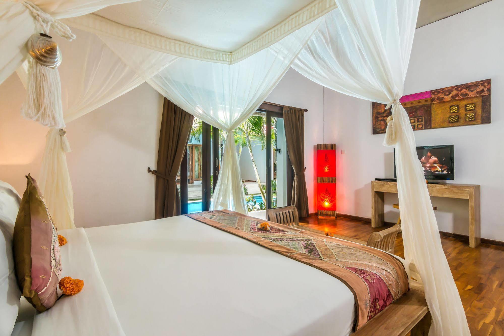 Villa Bisi Seminyak Eksteriør bilde