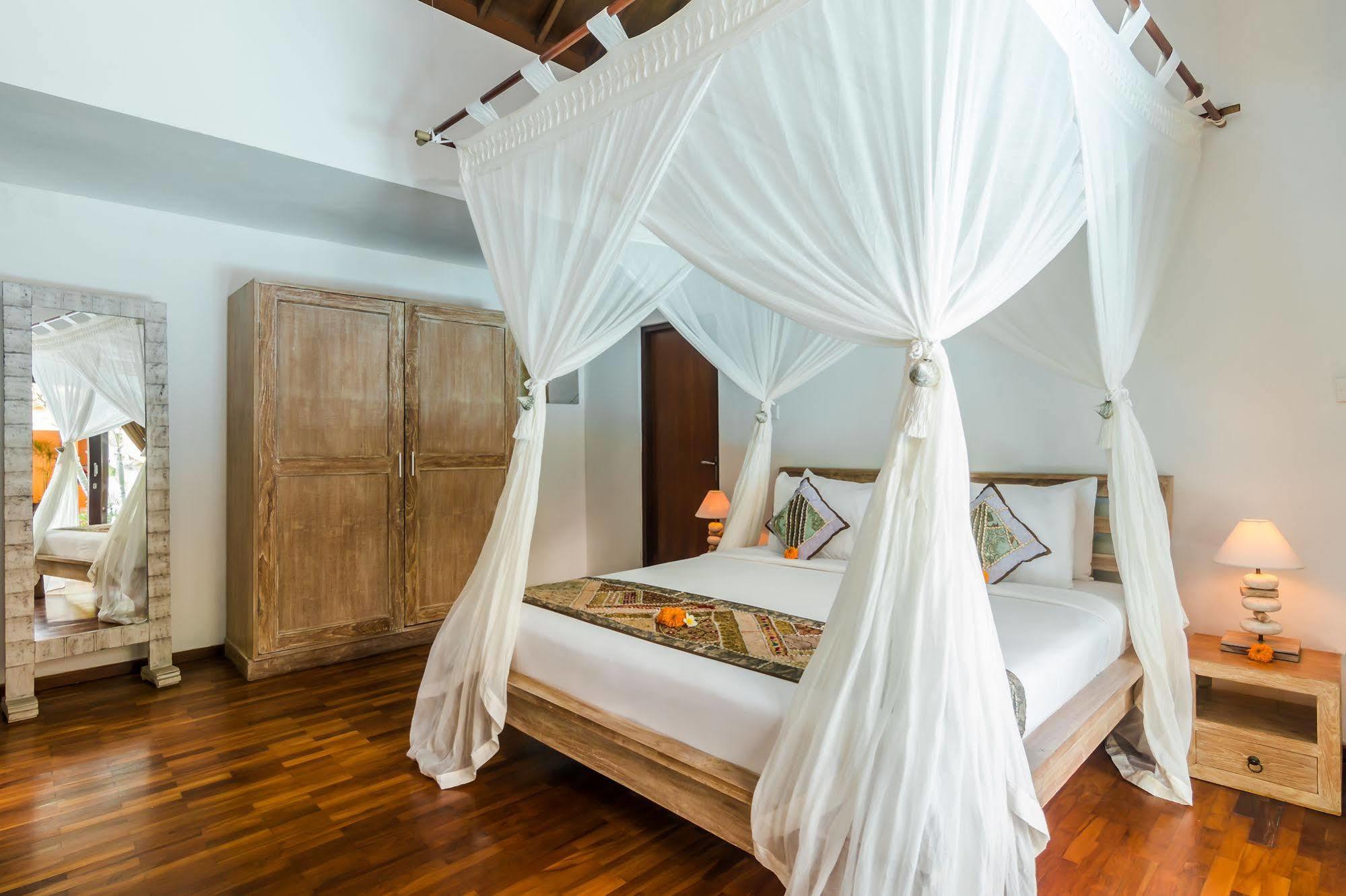 Villa Bisi Seminyak Eksteriør bilde