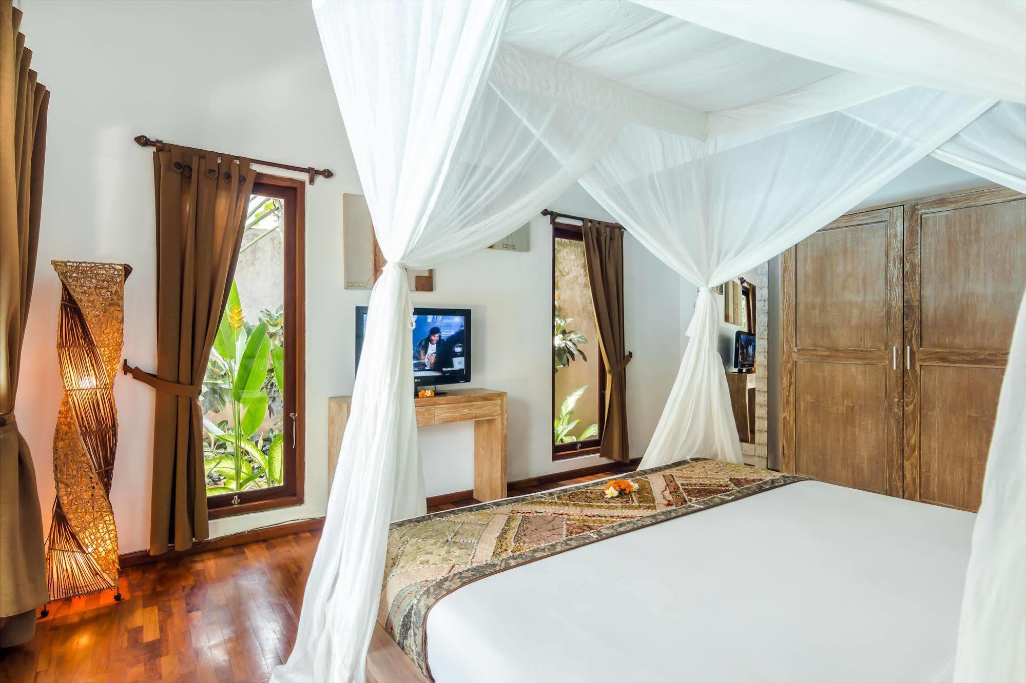 Villa Bisi Seminyak Eksteriør bilde