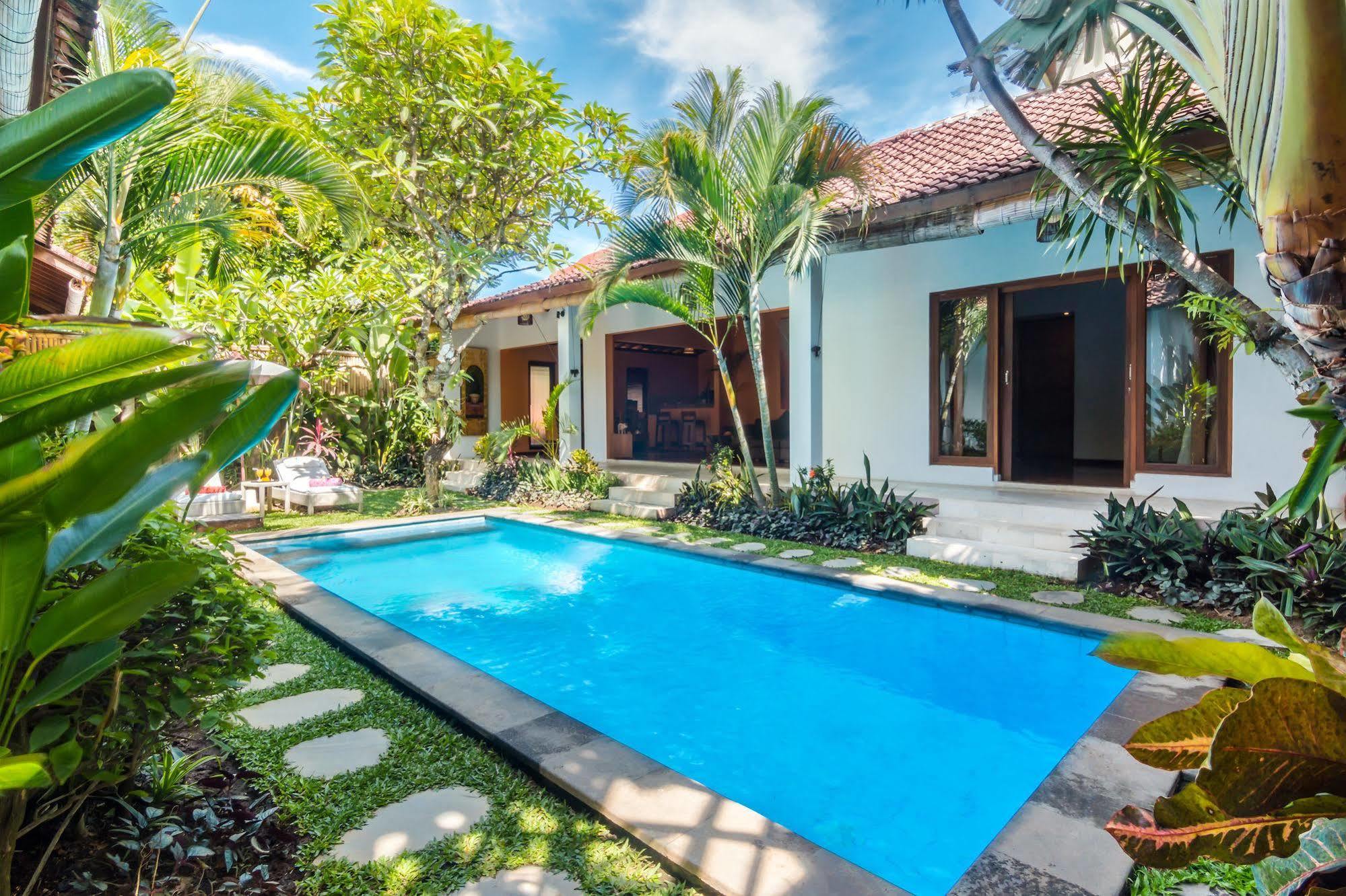 Villa Bisi Seminyak Eksteriør bilde